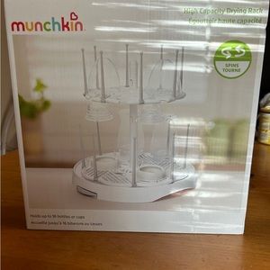 It hold up to 16 bottles or cups 


High Capacity drying Rack